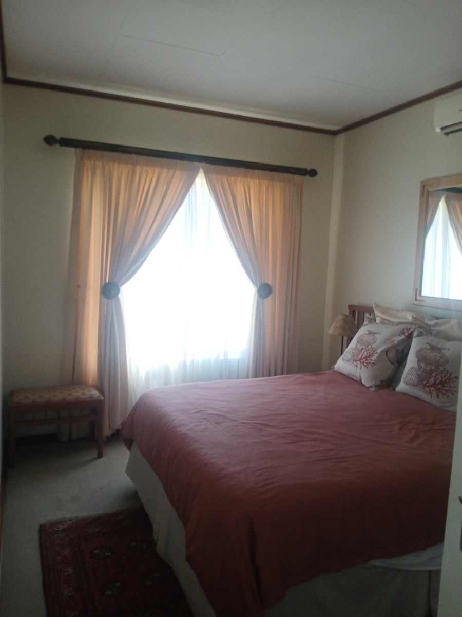 3 Bedroom Property for Sale in Roylglen Gardens Northern Cape